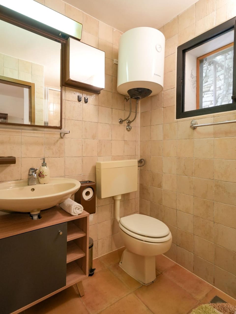 Toilet, Bathroom