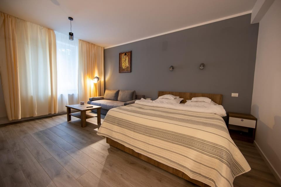 Living room, Photo of the whole room, Bedroom