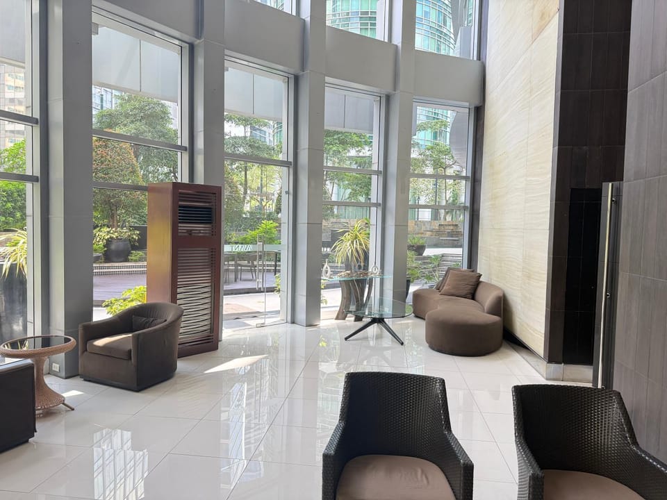 Lobby or reception, Seating area