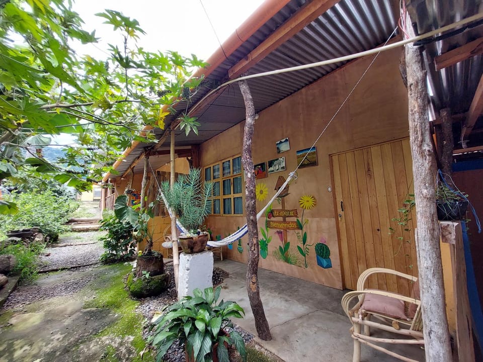 Cabañas Maná Inn in Sololá Department