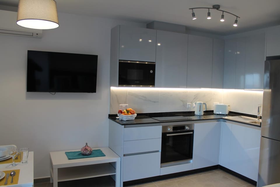 Brand New Studio with Sea View Apartment in Gibraltar