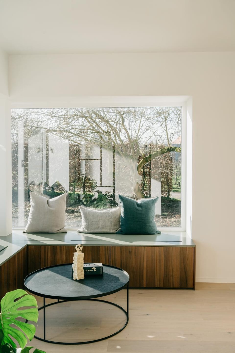 View (from property/room), Living room, Seating area