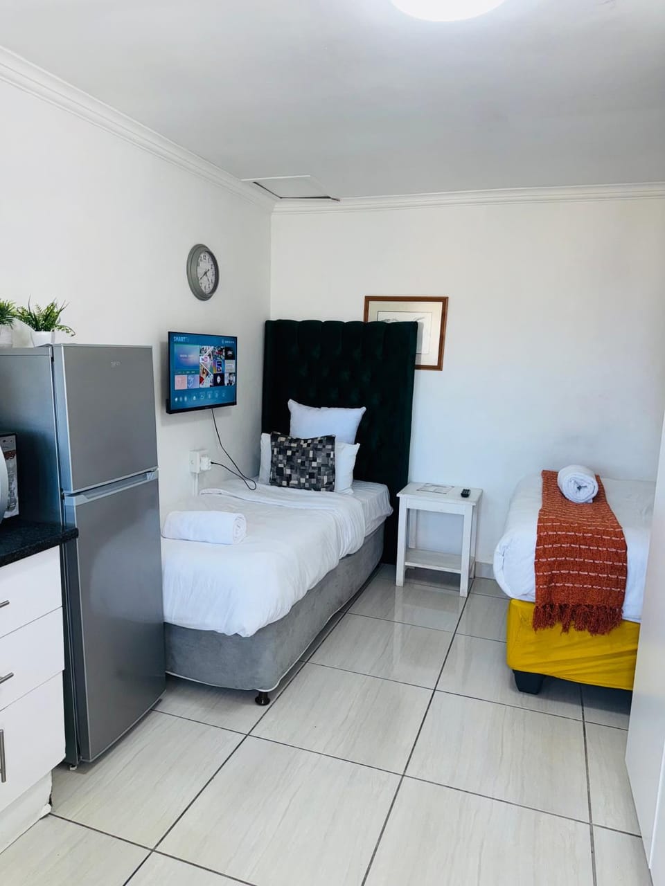 Mila Lodge 2 Bed and Breakfast in Cape Town
