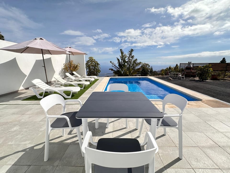 Casa Araviña House in Canary Islands