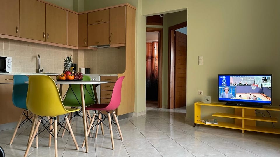 TV and multimedia, Kitchen or kitchenette