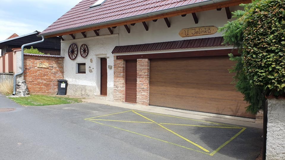 Property building, Parking