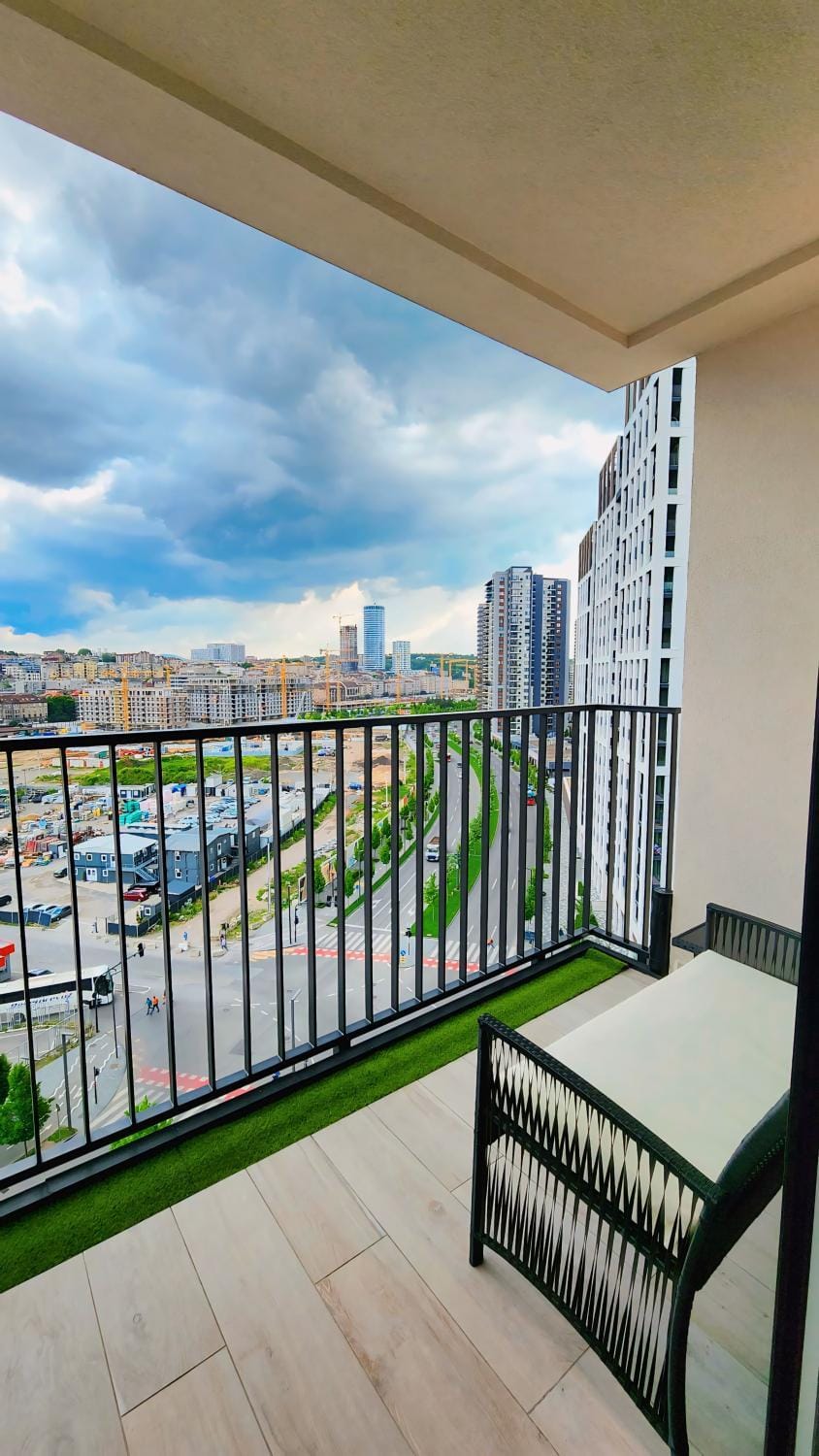 Patio, Day, View (from property/room), Balcony/Terrace, Seating area, City view