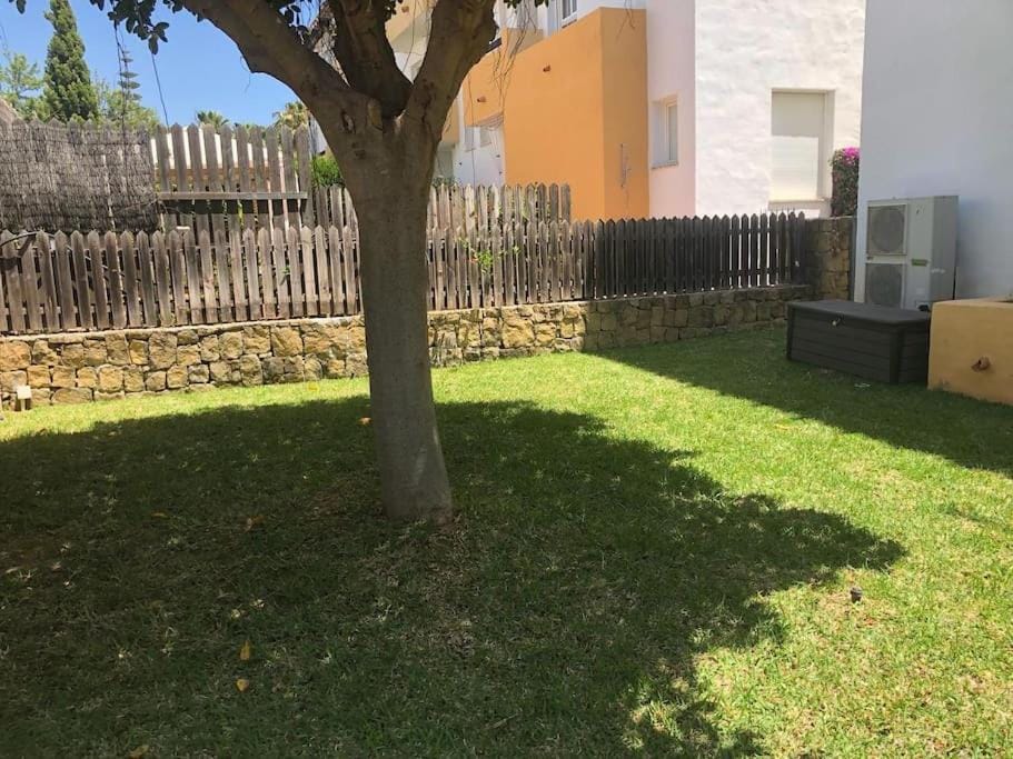 Apartamento en primera línea de playa Apartment in Marbella