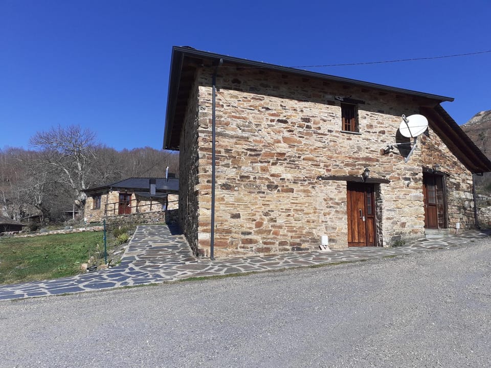 O Busto Aldea Rural, Apartamento HORNO 1 Apartment in Galicia