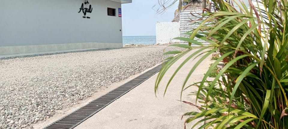 Facade/entrance, Day, Sea view