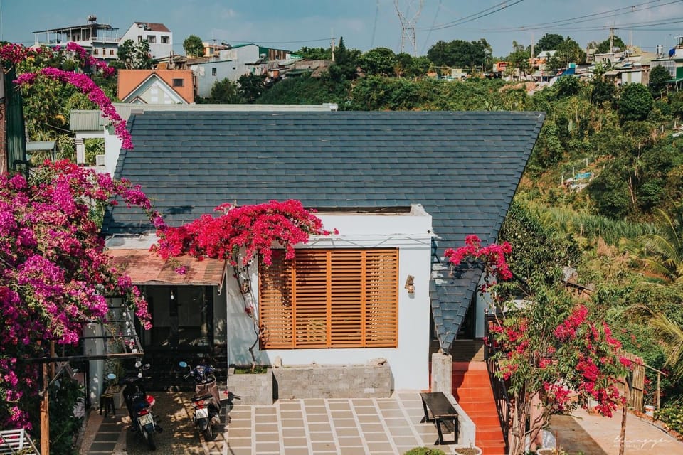 Laca homestay Bed and Breakfast in Lâm Đồng