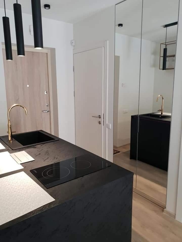 Kitchen or kitchenette, Photo of the whole room, wardrobe
