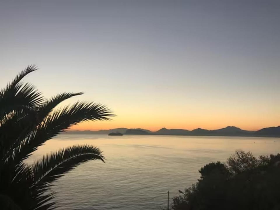 Mountain view, Sea view, Sunrise