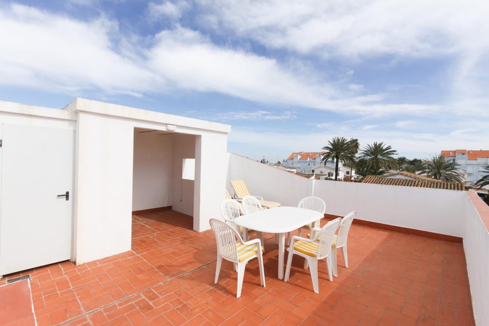 Els Molins con terraza de 25 metros a un paso del mar Les Marines Denia by costablancarent Apartment in Costa Blanca