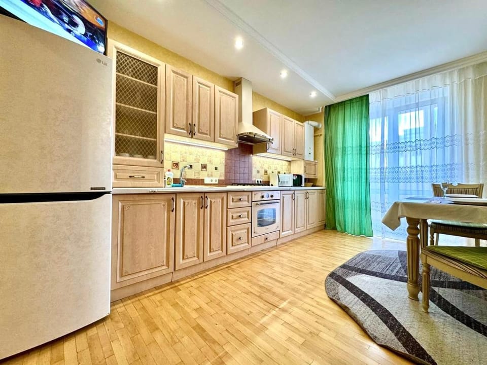ApartPoltava Вишукані просторі апартаменти, Аграрний університет, звітна документація Apartment in Ukraine