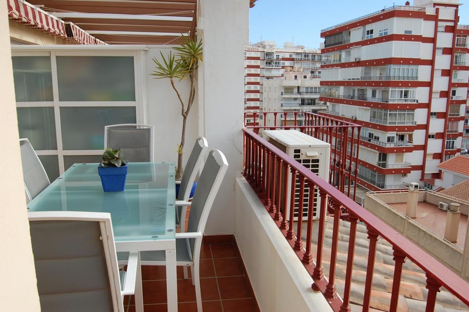 Balcony/Terrace, City view
