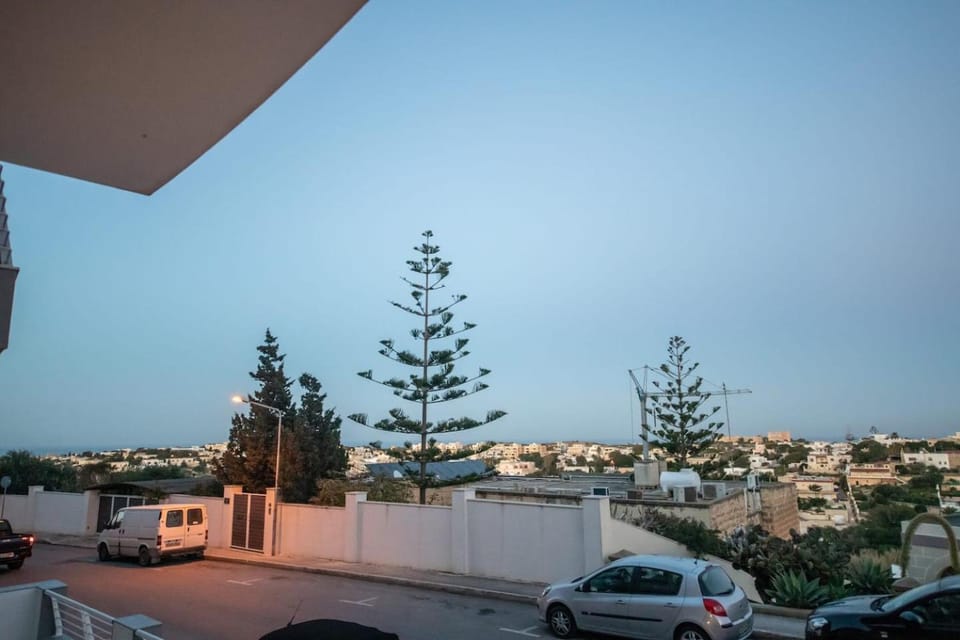 Aja on Etna Street House in Malta