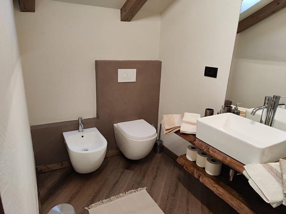 A casa da Elide Bed and Breakfast in Aosta Valley, Italy