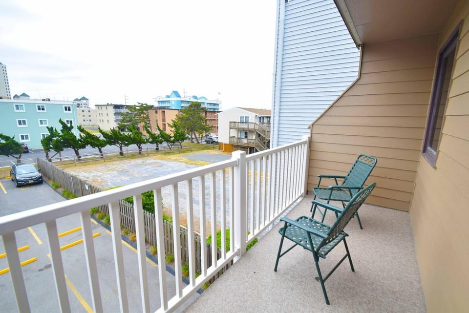 Seal Beach 13N townhouse House in Ocean City