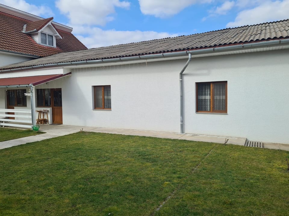 CAZARE TURISM PRISLOP Bed and Breakfast in Serbia