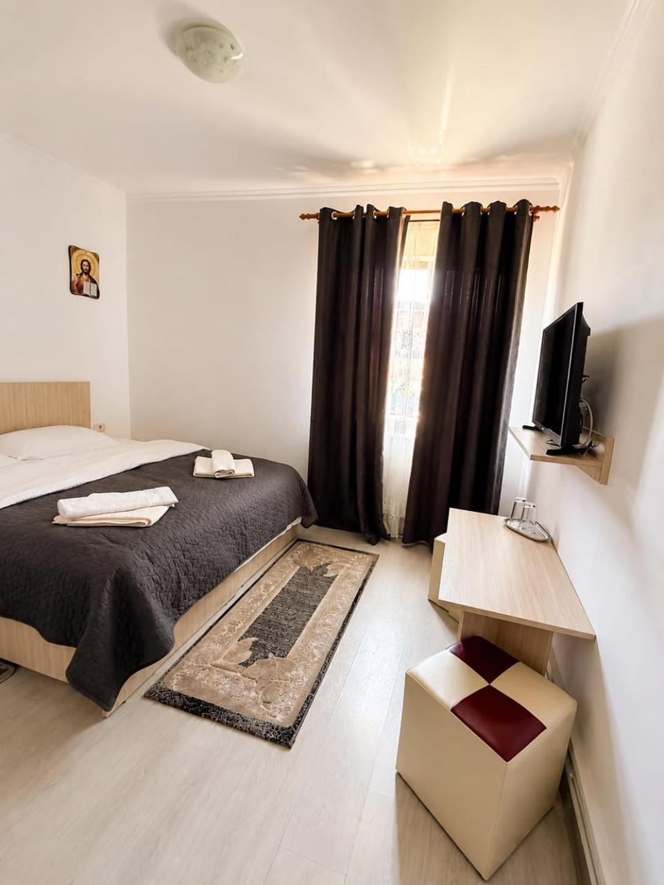 CAZARE TURISM PRISLOP Bed and Breakfast in Romania