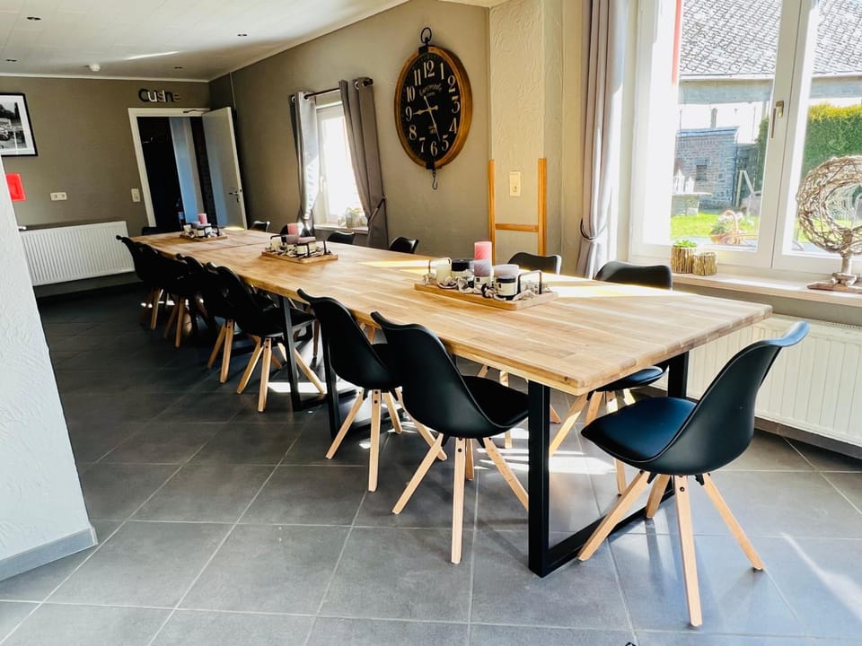 La Dame du Lac House in Wallonia, Belgium