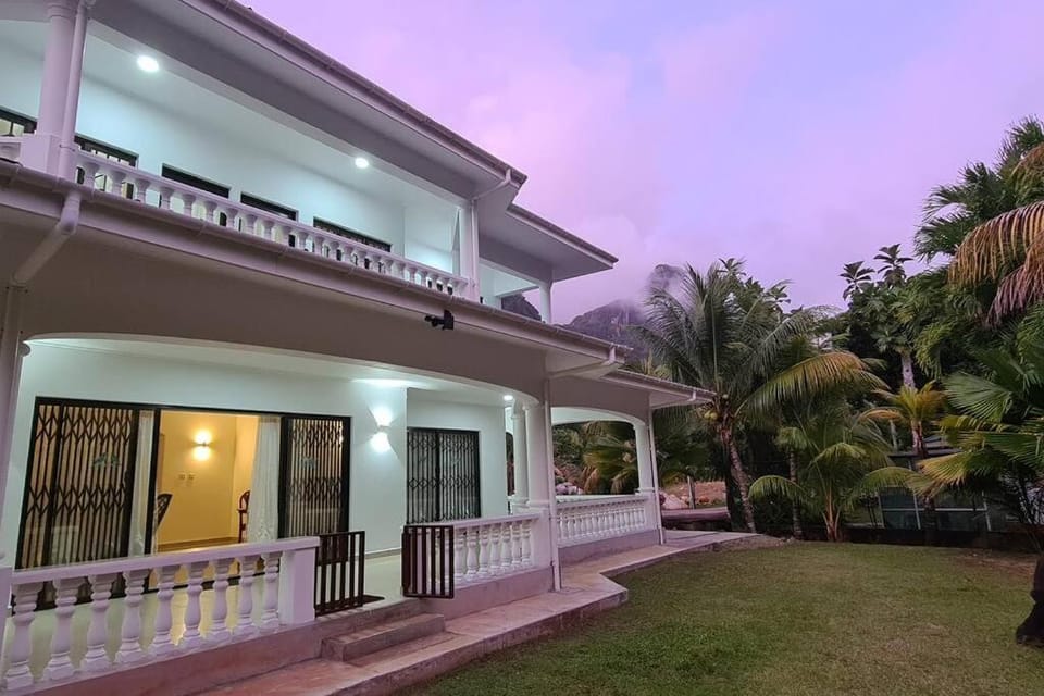 Property building, Garden, Garden view, Sunset