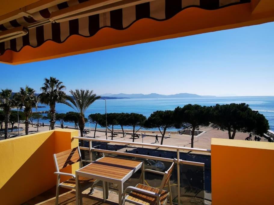 Day, Sea view