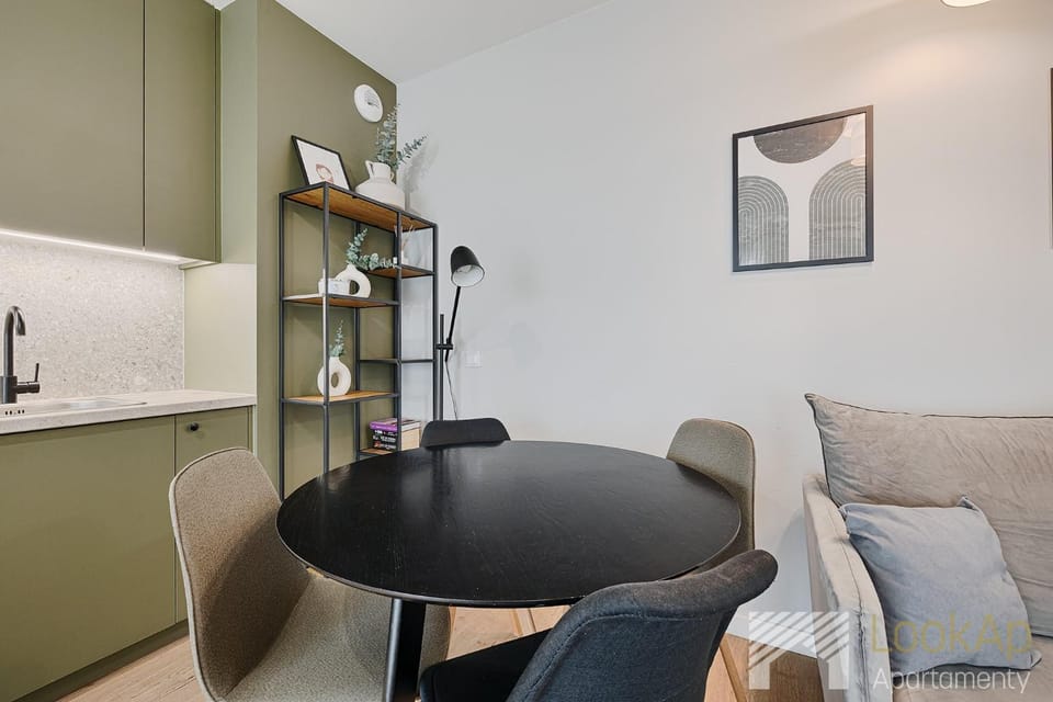 Kitchen or kitchenette, Living room, Dining area