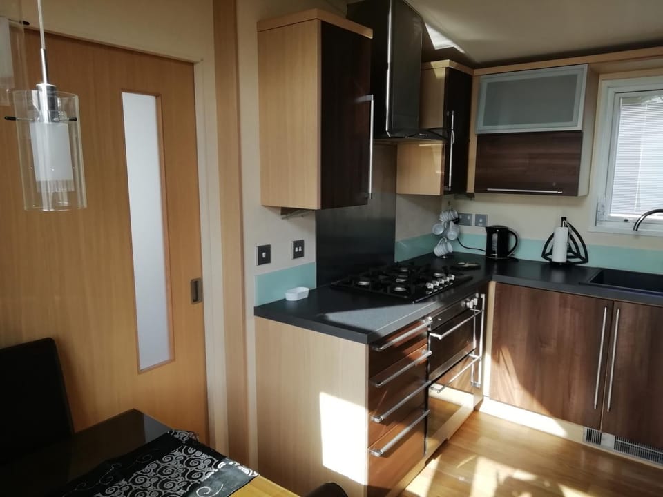 Dining area, dishwasher, minibar, pet friendly, stove
