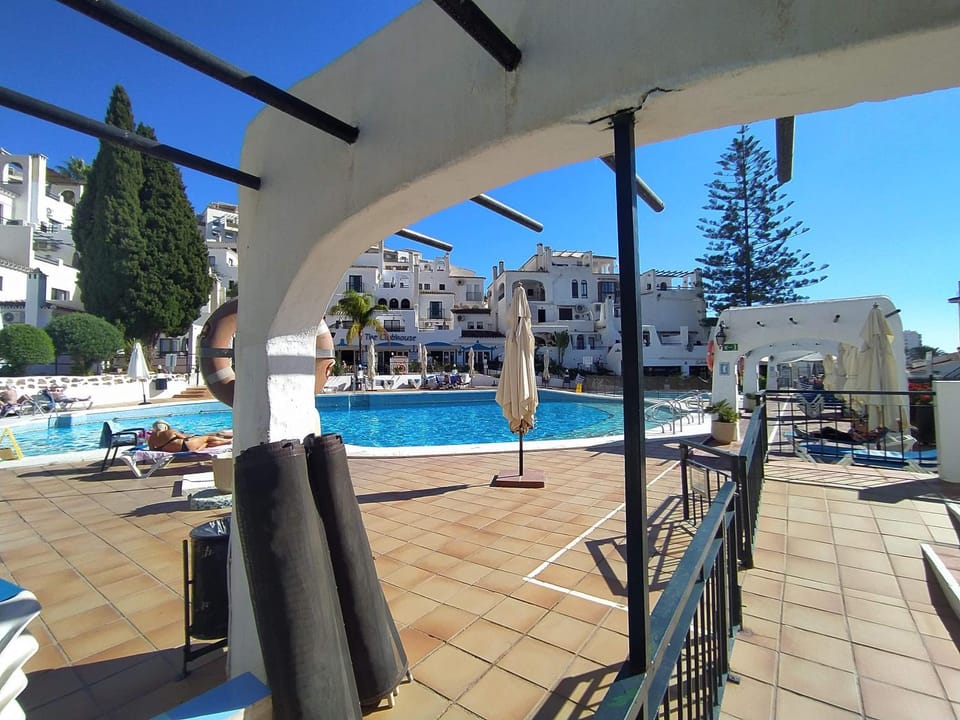 Pool view, Swimming pool