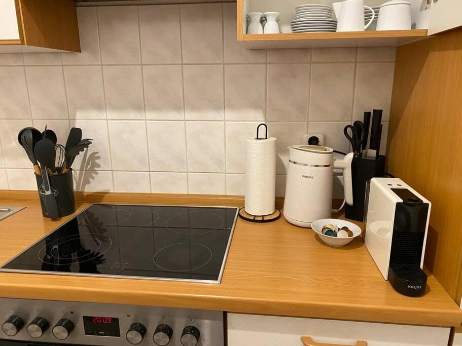 Coffee/tea facilities, pet friendly, stove