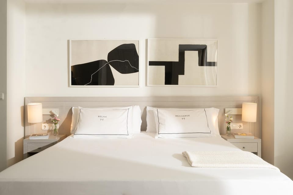 Bed, Decorative detail