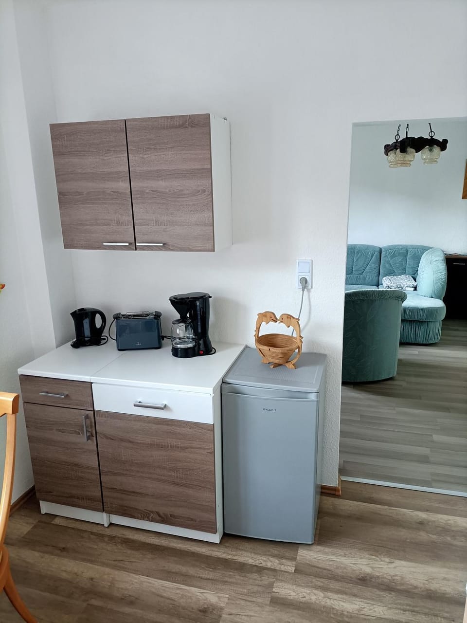 Coffee/tea facilities, Kitchen or kitchenette, oven, toaster