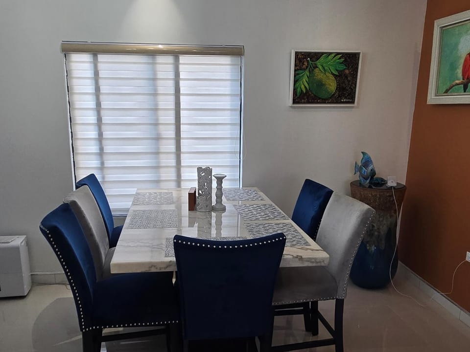 PYRAMID JOY, 2 Bedroom Villa, Ocho Rios, Jamaica House in Ocho Rios