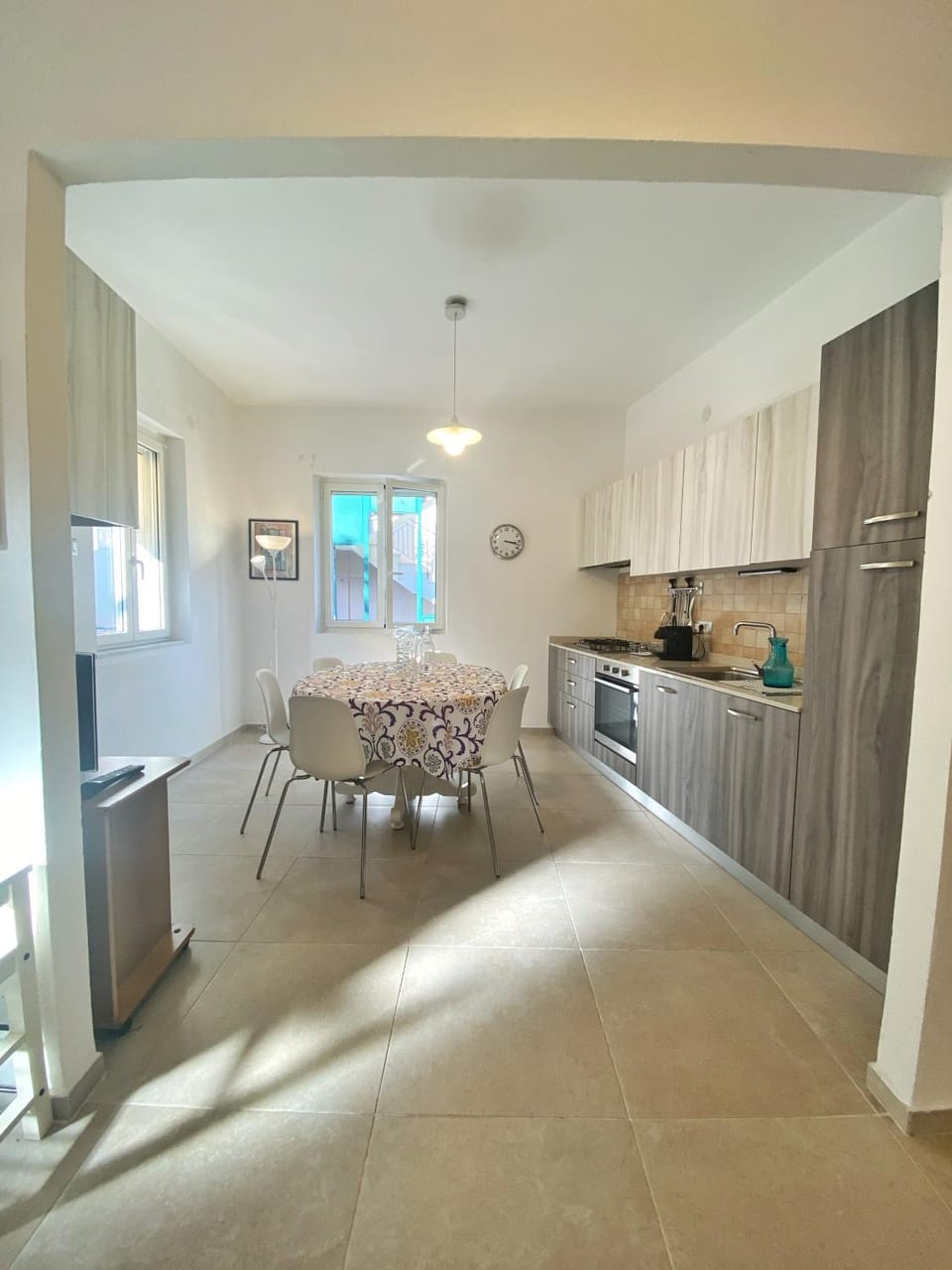 Kitchen or kitchenette, Dining area, pet friendly, stove