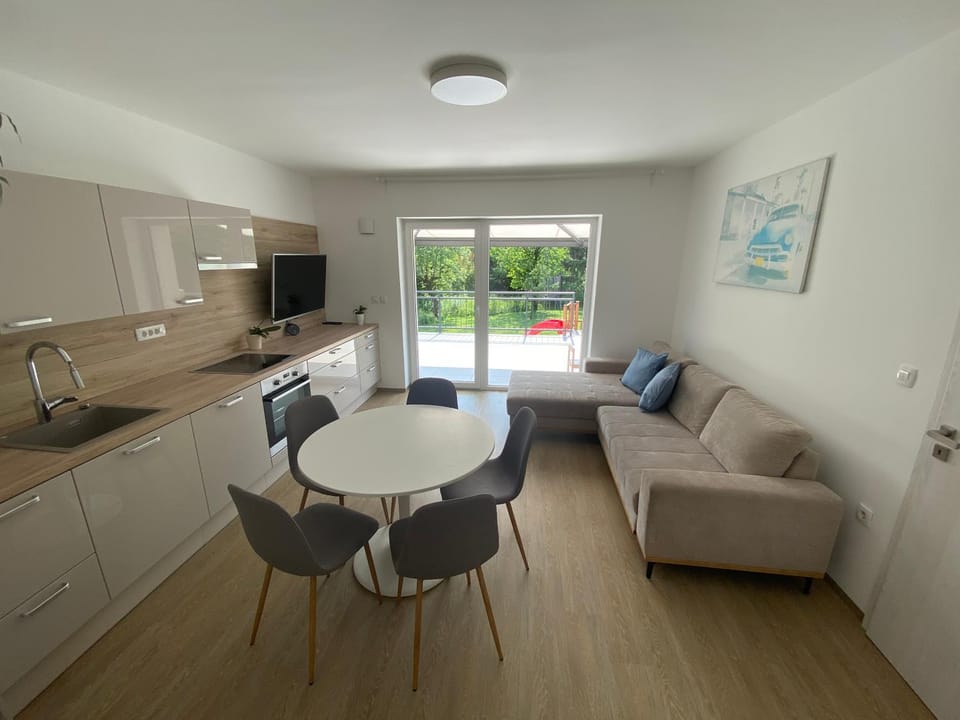 TV and multimedia, Living room, Dining area, dishwasher, microwave, toaster, kitchen