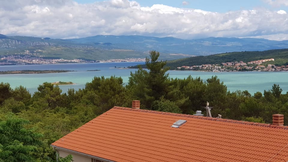 Tiki Tita Apartman Apartment in Primorje-Gorski Kotar County