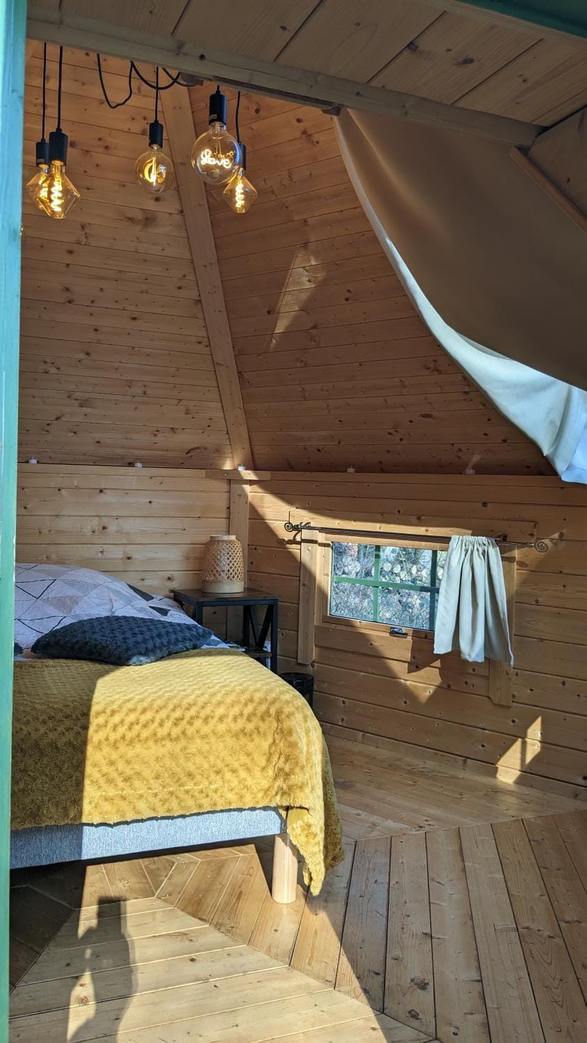 Gîte de groupe nature proche Nancy Luxury tent in Grand Est