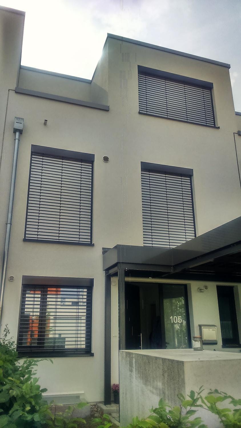 Property building, Day