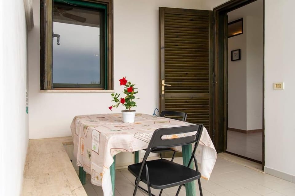 Balcony/Terrace, Dining area