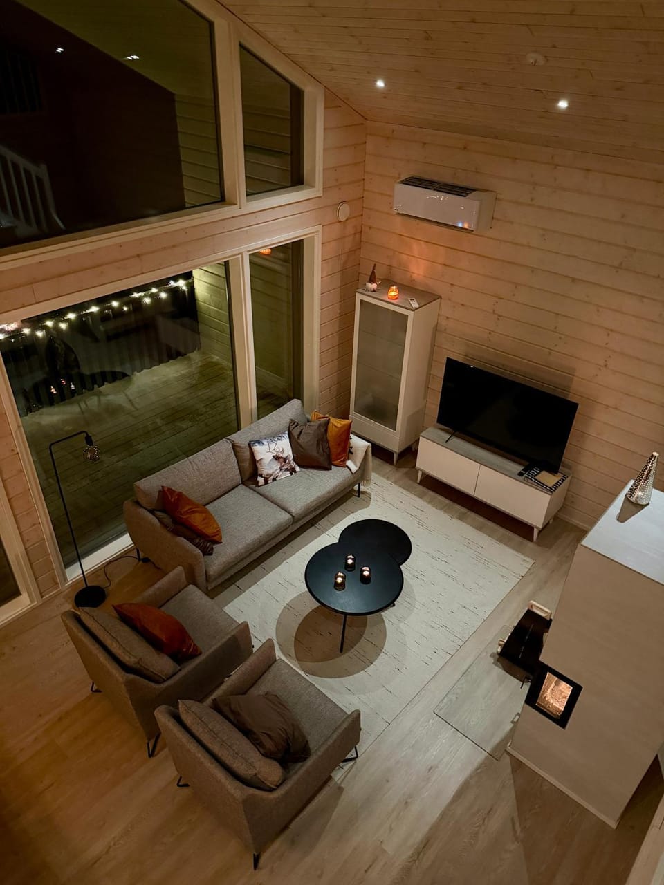 Living room, fireplace