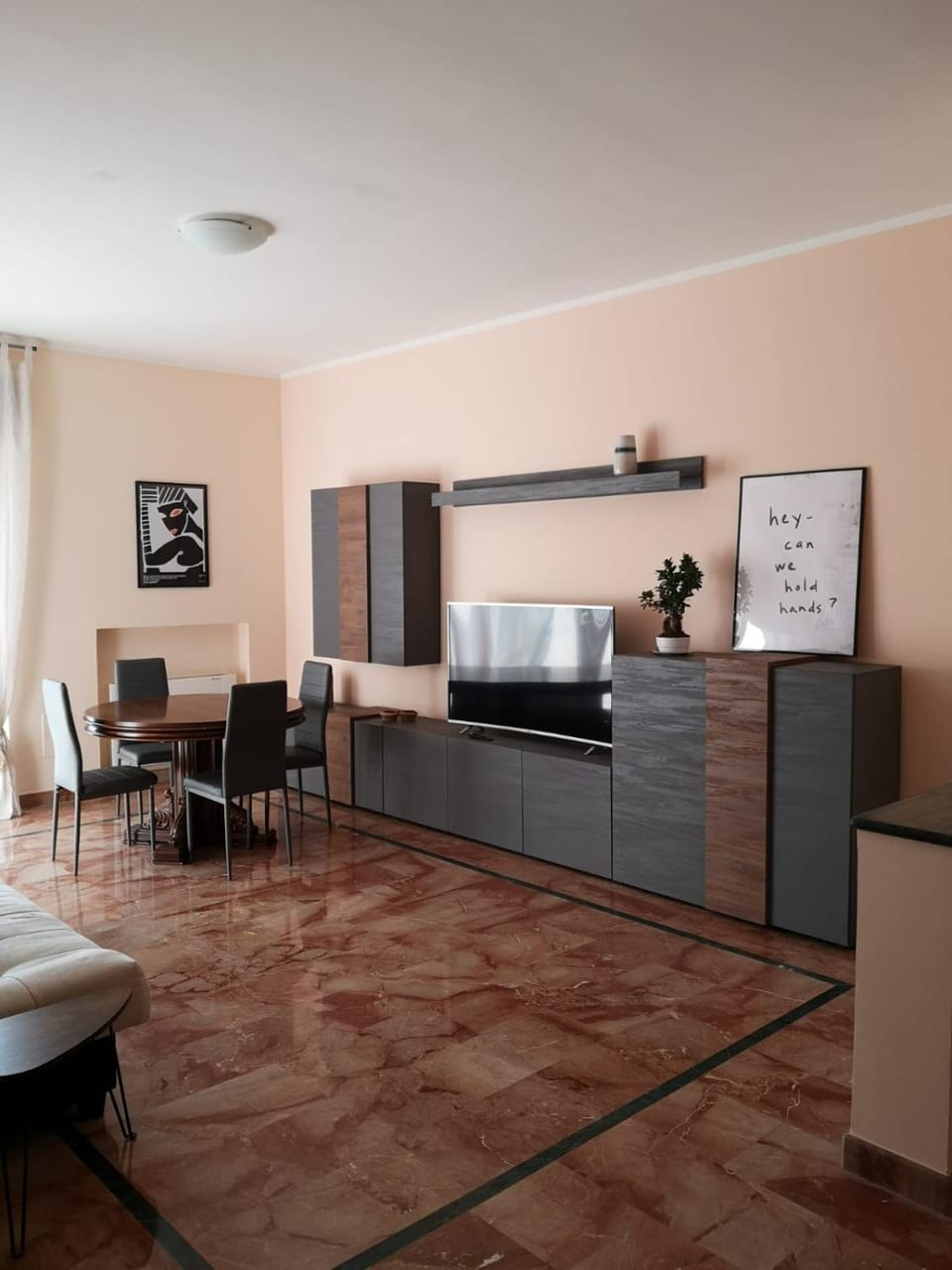 Communal lounge/ TV room