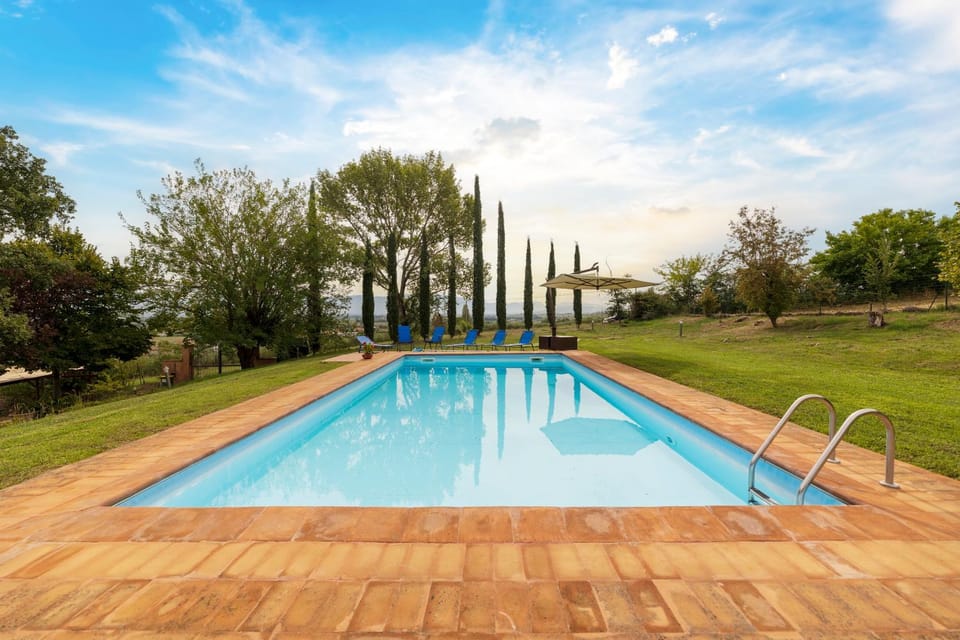 Swimming pool, Swimming pool