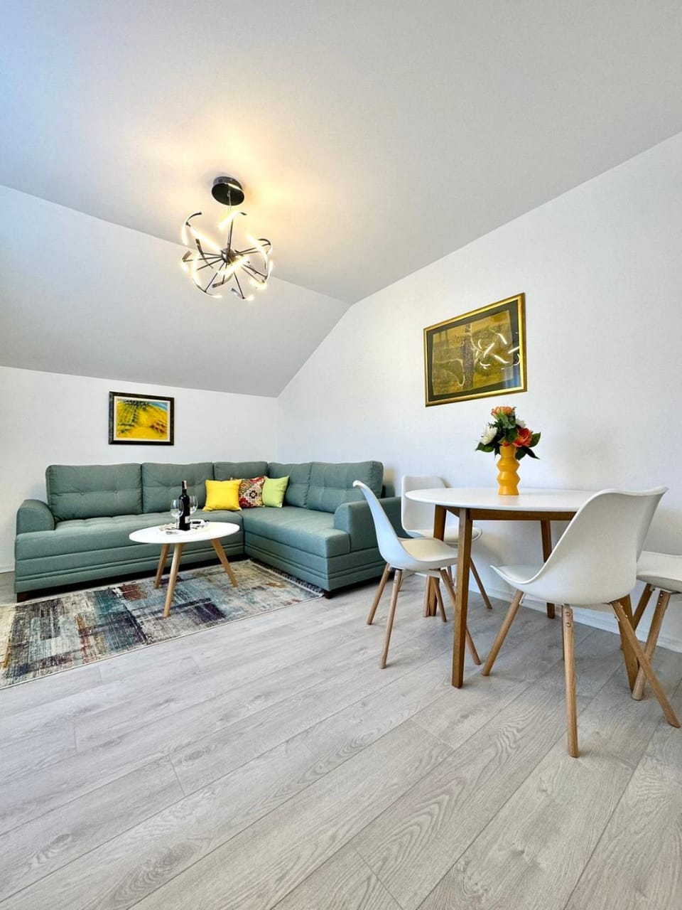 Living room, Seating area, Dining area