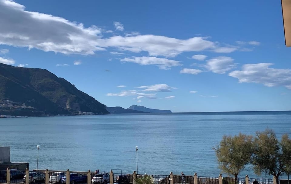 L'Aurora Guest House Apartment in Castellammare di Stabia