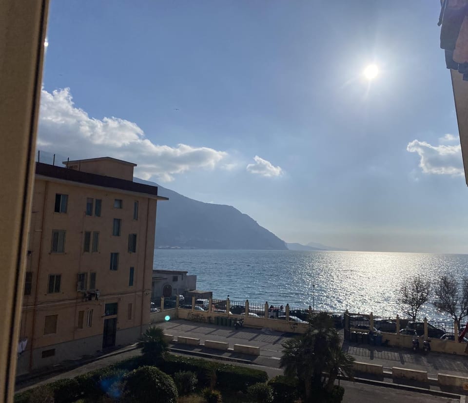 L'Aurora Guest House Apartment in Castellammare di Stabia