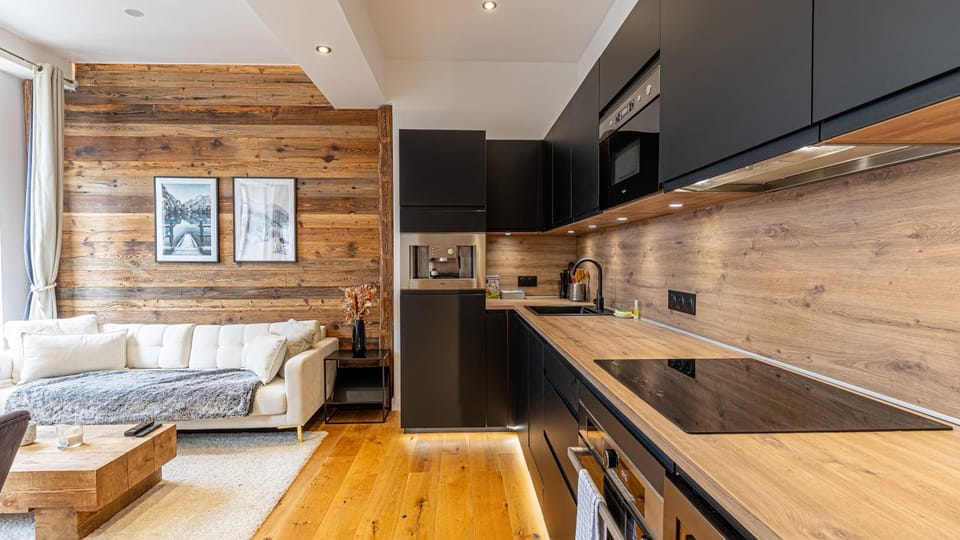 Kitchen or kitchenette, Living room, oven, stove