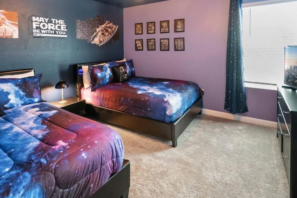 Bed, Bedroom