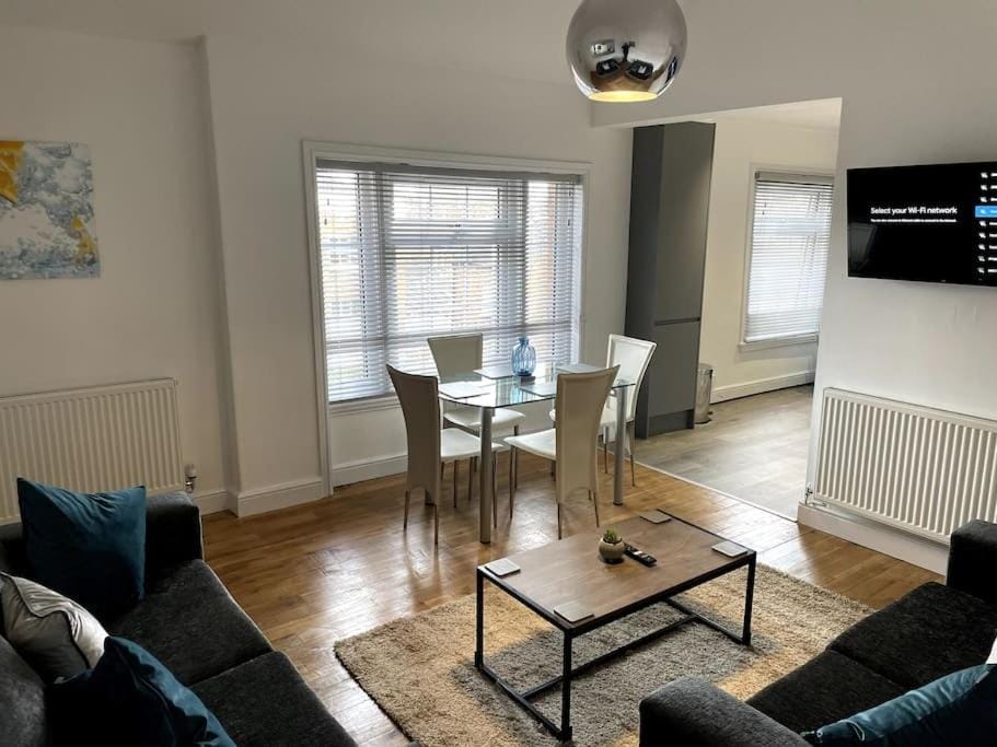 Priestley Apartments Ap 2 Apartment in England